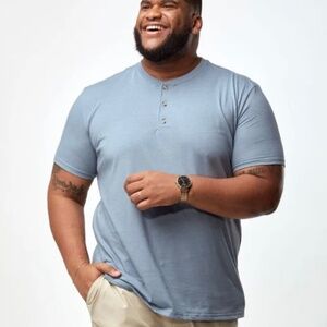 Fresh Clean Tees Men’s Short Sleeve Henley, Wedgewood